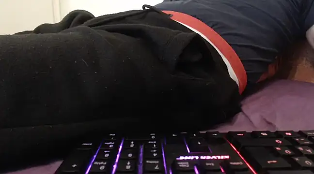 Snapshot of VASKOS178 chatting on 19, 3, 2025 VASKOS178 online show from 19, 3, 2025