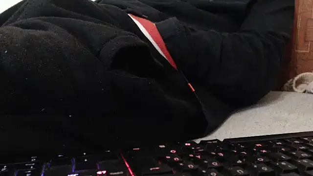 Snapshot of VASKOS178 chatting on 25, 11, 2025 VASKOS178 online show from 25, 11, 2025