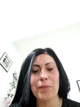 Snapshot of Tania_mature chatting on 30, 4, 2026 Tania mature online show from 30, 4, 2026