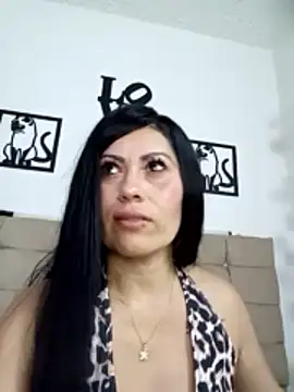 Snapshot of Tania_mature chatting on 19, 6, 2026 Tania mature online show from 19, 6, 2026