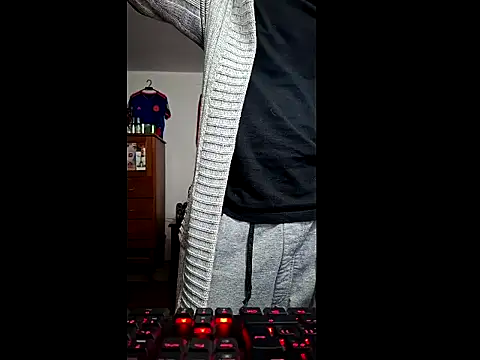 ALBEIROFOOTBALL1992 online show from 2, 3, 2026