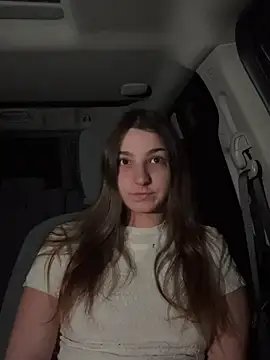 DoriDeluxe66 online show from 11, 10, 2025