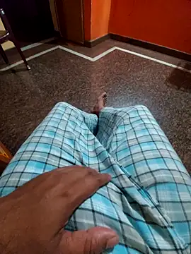 Stripkomal online show from 22, 11, 2025