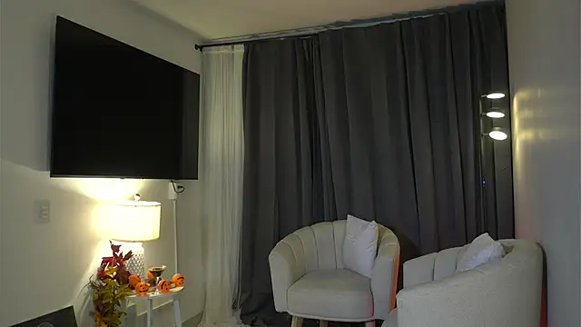 Snapshot of kendall_ruiz chatting on 21, 10, 2025 kendall ruiz online show from 21, 10, 2025