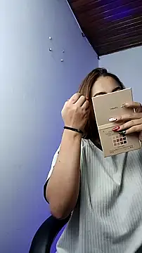 Snapshot of Emiily_W chatting on 9, 12, 2024 Emiily W online show from 9, 12, 2024