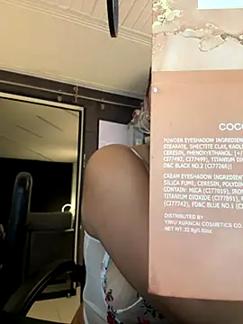 Snapshot of Emiily_W chatting on 10, 11, 2025 Emiily W online show from 10, 11, 2025