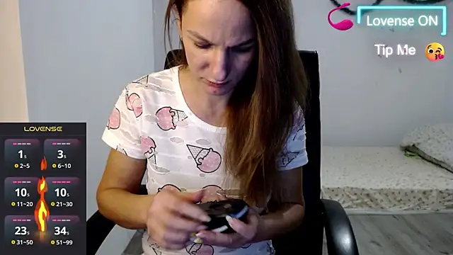 Snapshot of Masha-Mashenka1 chatting on 10, 1, 2025 Masha-Mashenka1 online show from 10, 1, 2025