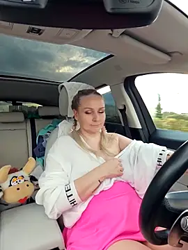 Bondgirl 013 online show from 28, 9, 2025