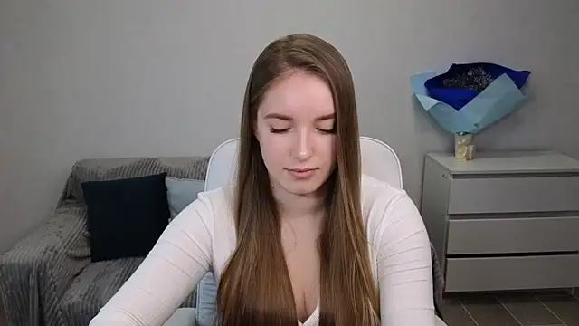 EvaMaddison online show from 31, 12, 2024