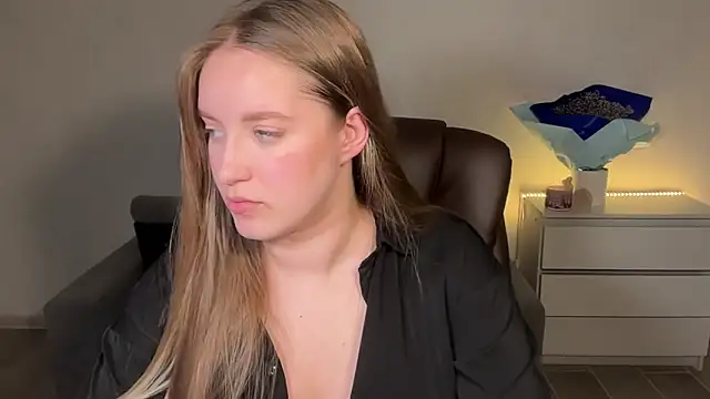 EvaMaddison online show from 11, 6, 2026