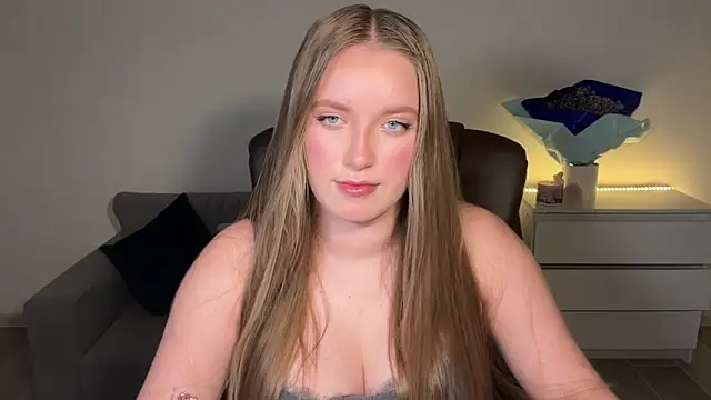 EvaMaddison online show from 13, 6, 2026