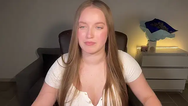EvaMaddison online show from 23, 6, 2026
