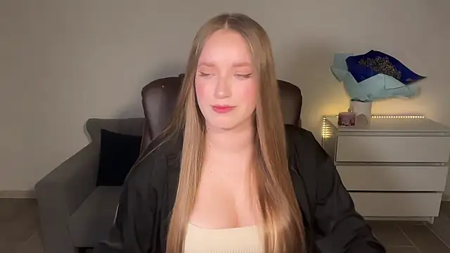 EvaMaddison online show from 4, 7, 2026
