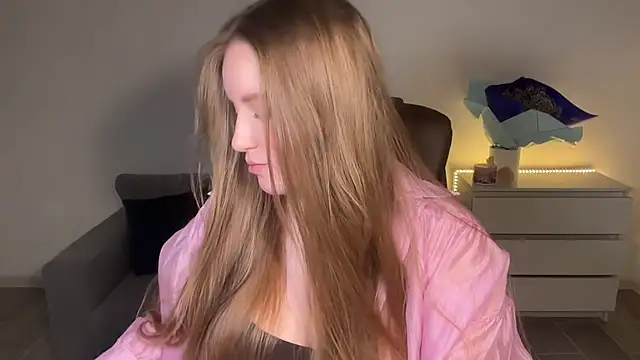 EvaMaddison online show from 10, 7, 2026