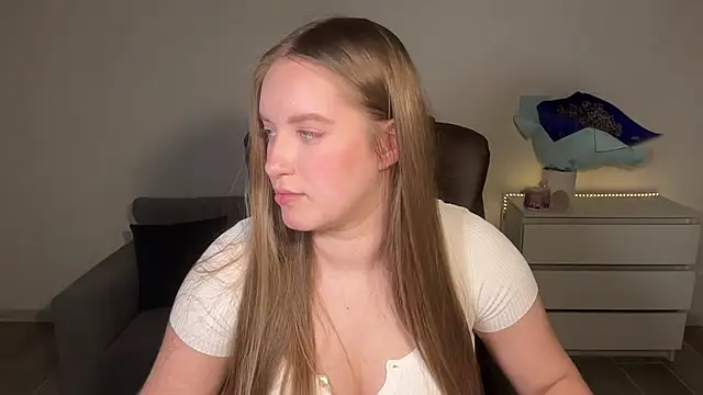 EvaMaddison online show from 11, 7, 2026