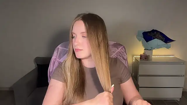 EvaMaddison online show from 13, 7, 2026