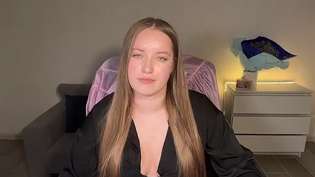 EvaMaddison online show from 16, 7, 2026