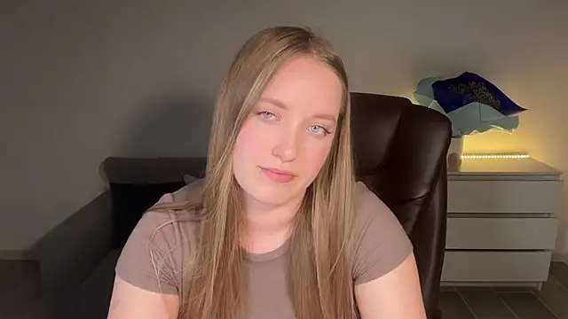 EvaMaddison online show from 24, 7, 2026