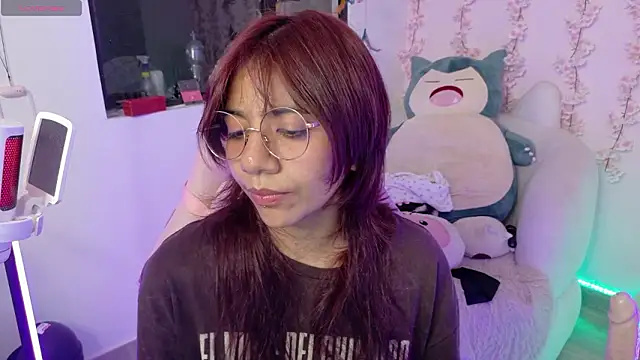 Nami usagi online show from 13, 3, 2026