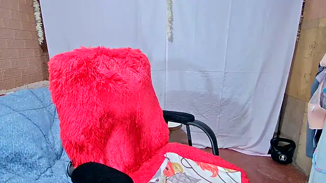 Snapshot of M_e_c_e_l chatting on 20, 2, 2025 M e c e l online show from 20, 2, 2025