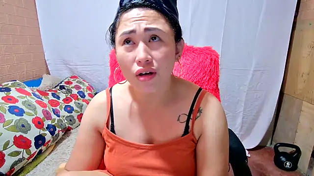 Snapshot of M_e_c_e_l chatting on 24, 2, 2025 M e c e l online show from 24, 2, 2025