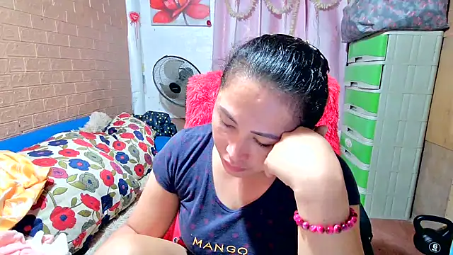 Snapshot of M_e_c_e_l chatting on 27, 2, 2025 M e c e l online show from 27, 2, 2025