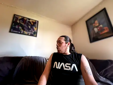 Snapshot of lucasgalacticman chatting on 28, 11, 2025 lucasgalacticman online show from 28, 11, 2025