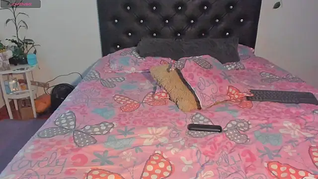 bonie lov online show from 27, 3, 2026