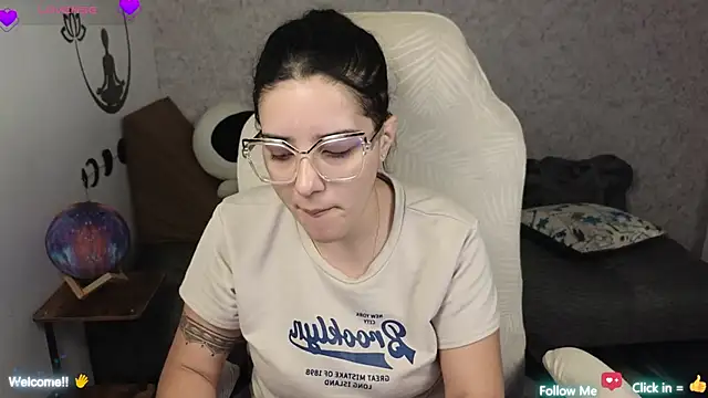 blue  moon  online show from 17, 2, 2025