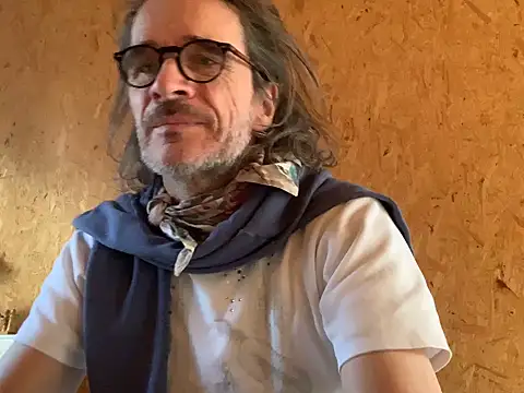 Snapshot of GioApri chatting on 14, 1, 2026 GioApri online show from 14, 1, 2026