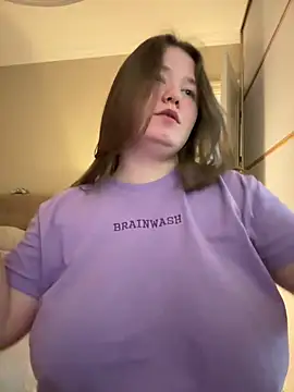 remirann  online show from 7, 1, 2025