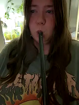 remirann  online show from 22, 9, 2025