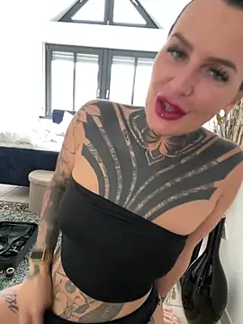 InkedBiitch online show from 3, 10, 2025