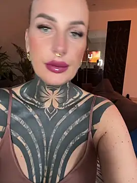 InkedBiitch online show from 25, 4, 2026