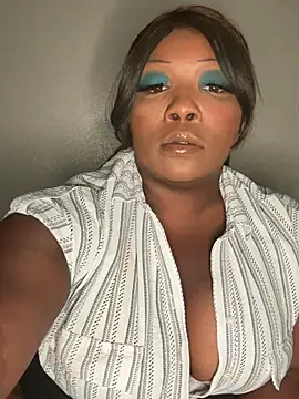 NikkiNoelanii online show from 3, 7, 2026