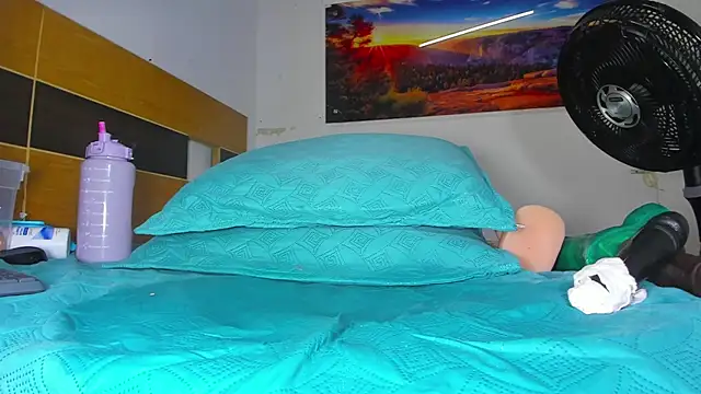 Snapshot of _ebony-queen_ chatting on 5, 3, 2025 ebony-queen online show from 5, 3, 2025