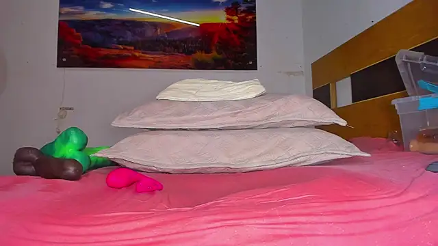 Snapshot of _ebony-queen_ chatting on 12, 3, 2025 ebony-queen online show from 12, 3, 2025