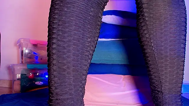 Snapshot of _ebony-queen_ chatting on 28, 10, 2025 ebony-queen online show from 28, 10, 2025