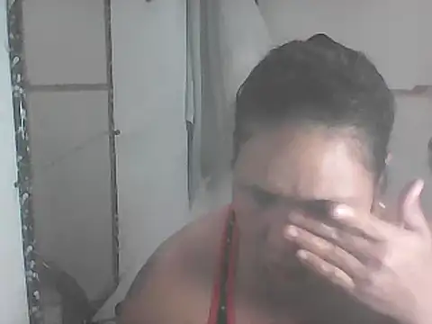 Snapshot of hotwet_mama4uxx chatting on 7, 3, 2025 hotwet mama4uxx online show from 7, 3, 2025