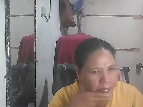 hotwet mama4uxx online show from 3, 2, 2026