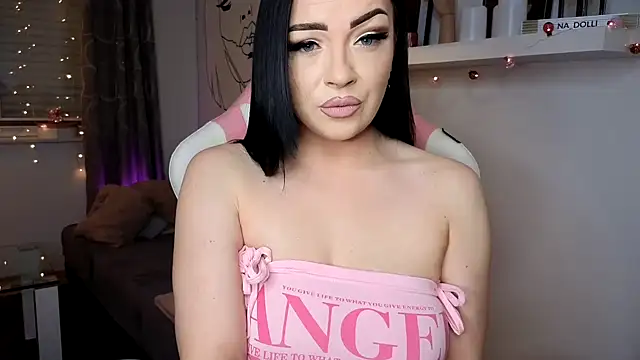 na dolli online show from 5, 1, 2025