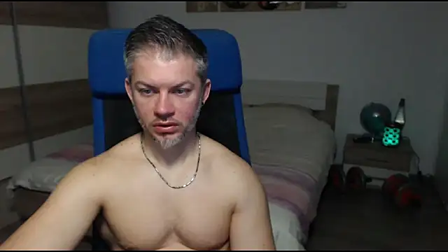 RobbyShawz online show from 5, 3, 2025