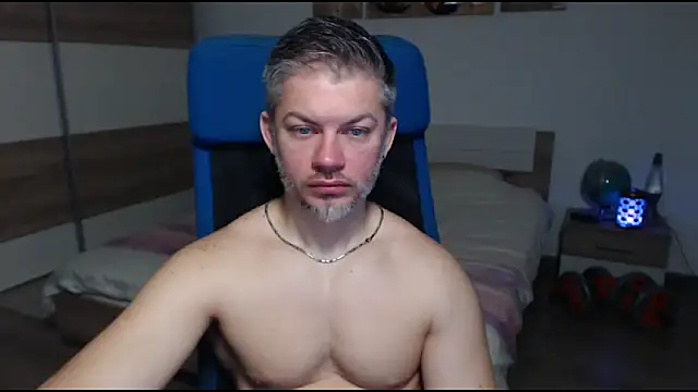 RobbyShawz online show from 8, 3, 2025