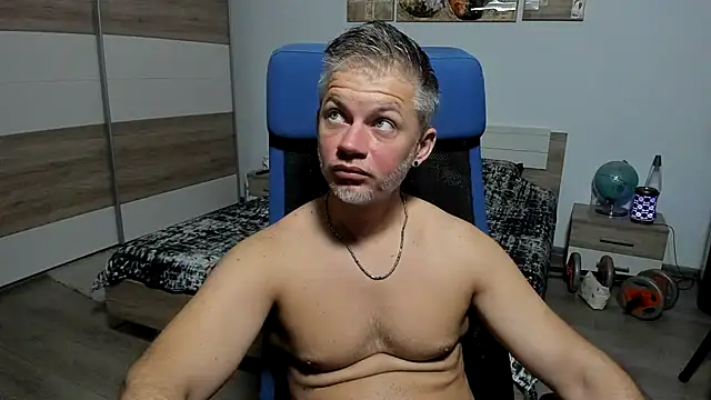 Snapshot of RobbyShawz chatting on 9, 7, 2026 RobbyShawz online show from 9, 7, 2026