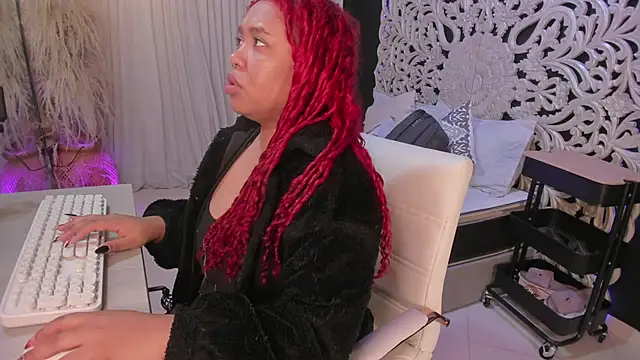 pamela doll3 online show from 14, 10, 2025