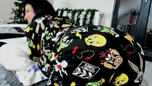 Snapshot of curvyana69 chatting on 29, 12, 2024 curvyana69 online show from 29, 12, 2024