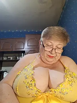 Snapshot of Lena_Gaby chatting on 7, 6, 2026 Lena Gaby online show from 7, 6, 2026