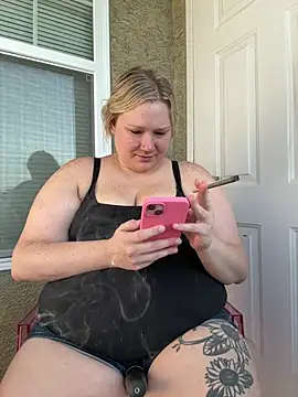 Snapshot of PiggyRose chatting on 23, 7, 2026 PiggyRose online show from 23, 7, 2026
