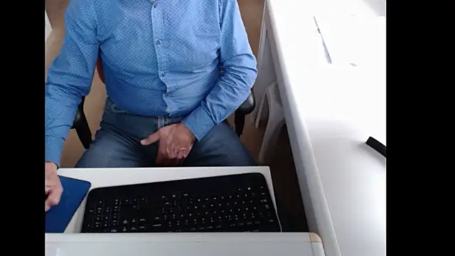 dutchpornking online show from 1, 11, 2025