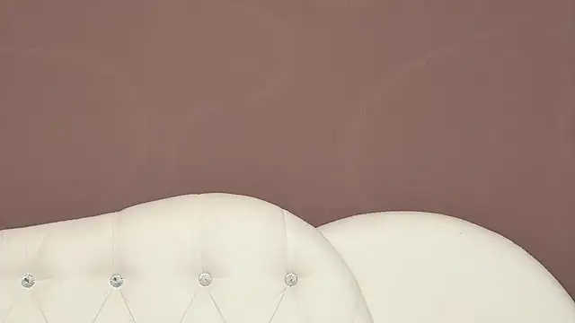 BustyMadison online show from 22, 1, 2025